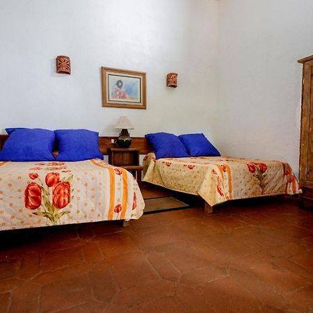 Tzintzuntzán Lago Sol Hotel & Suites מראה חיצוני תמונה