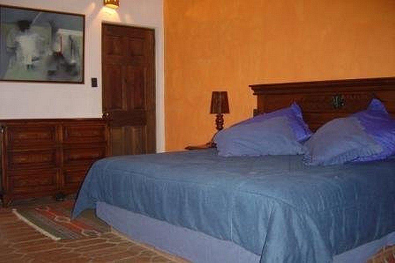 Tzintzuntzán Lago Sol Hotel & Suites חדר תמונה