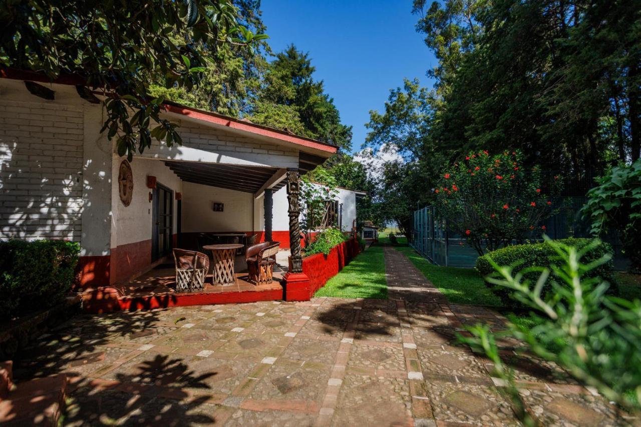 Tzintzuntzán Lago Sol Hotel & Suites מראה חיצוני תמונה