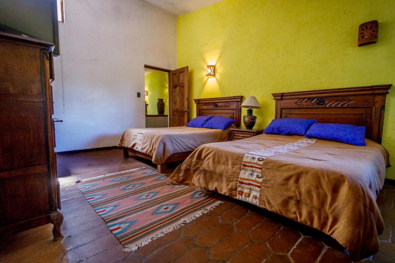 Tzintzuntzán Lago Sol Hotel & Suites מראה חיצוני תמונה