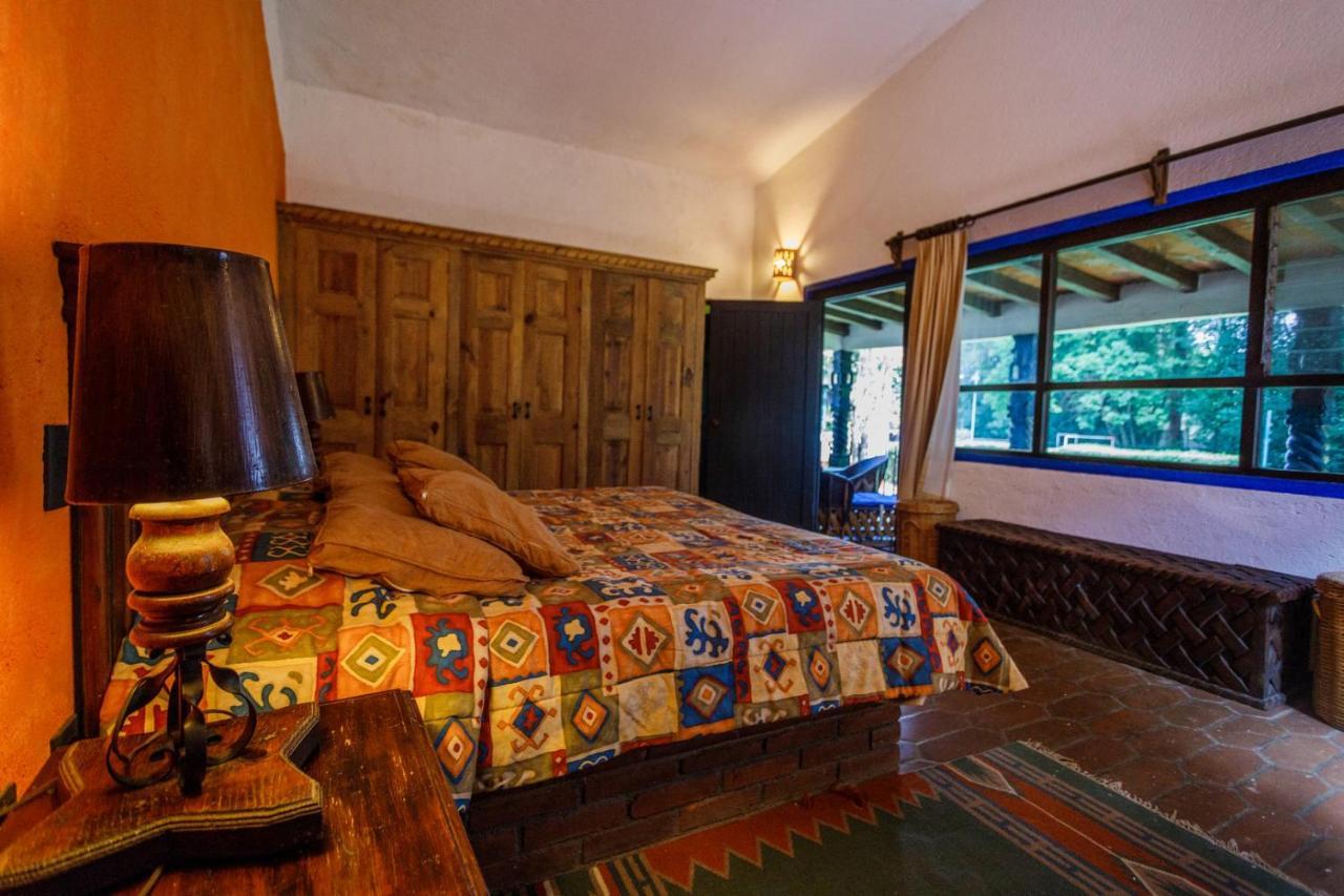 Tzintzuntzán Lago Sol Hotel & Suites מראה חיצוני תמונה